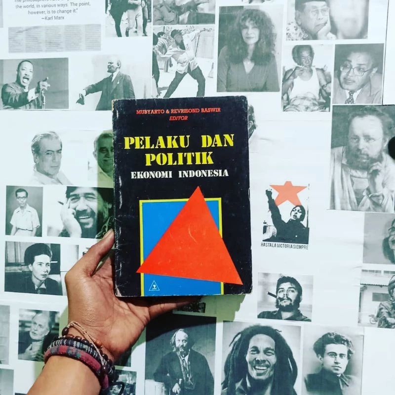 Mubyarto Ekonomi Pancasila / Sistem dan Moral Ekonomi Indonesia / Islam, Etika, dan Kesehatan / Poli