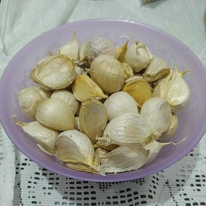 

BAWANG PUTIH KATING PECAH (PROTOLAN), BERSIH DAN BEBAS BUSUK.