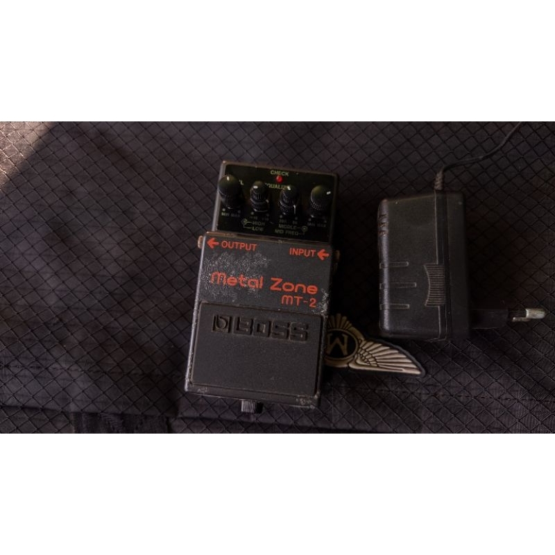 Efek Gitar Boss Metalzone MT2