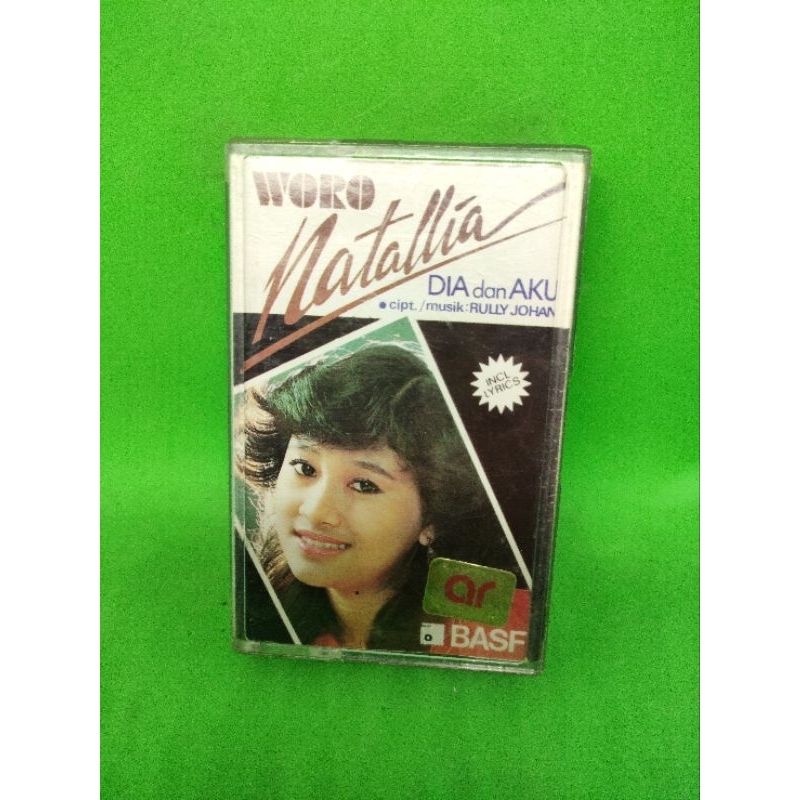 Kaset pita WORO NATALIA Album Dia dan Aku
