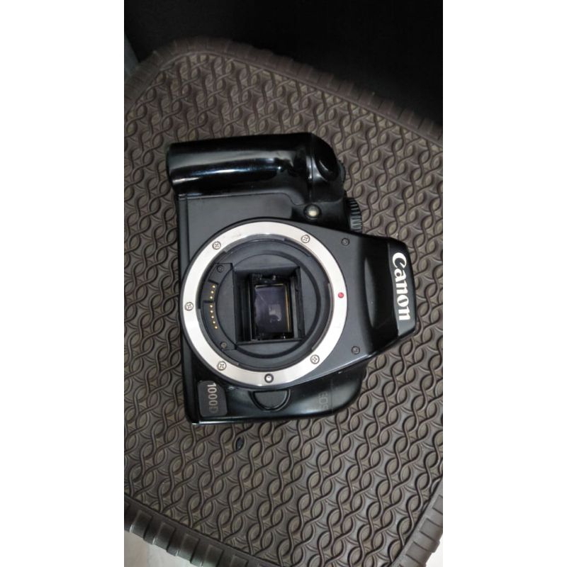 Body only Canon 1000d