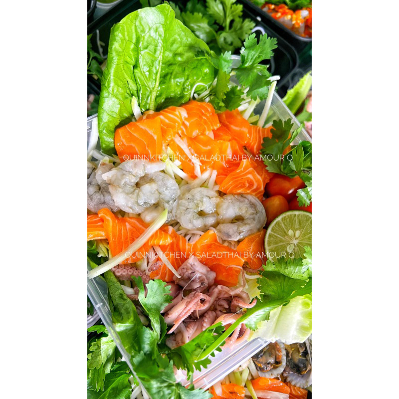 

salad komplit (Salmon salmon gurita Udang)