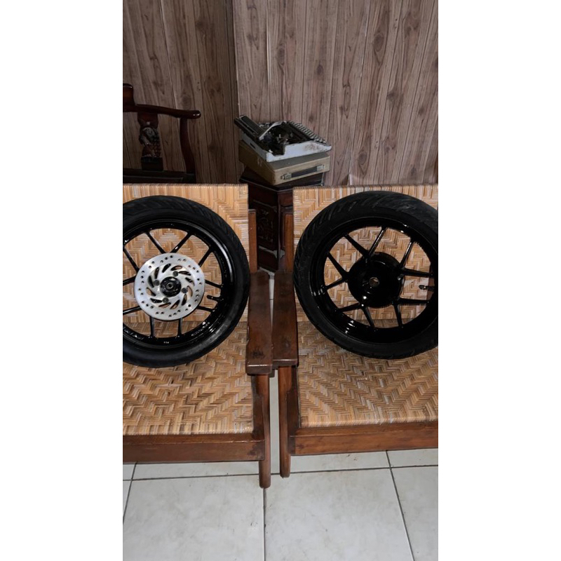VELG VARIO 125 + BAN BAWAAN