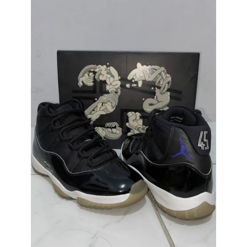 Nike air jordan 11 retro space jam 2016 original