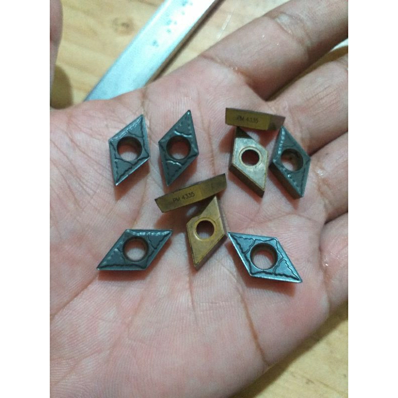 insert carbait DCMT11T304 sanvik bekas mulus no gompal2 pahat bubut dcmt11 r04 dcmt 11