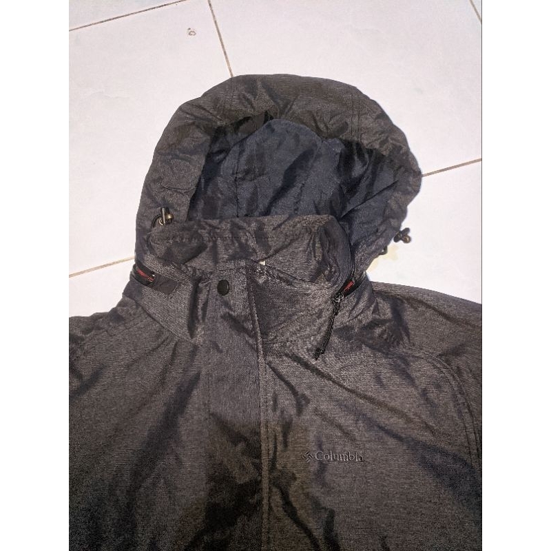 Jaket Gunung Columbia