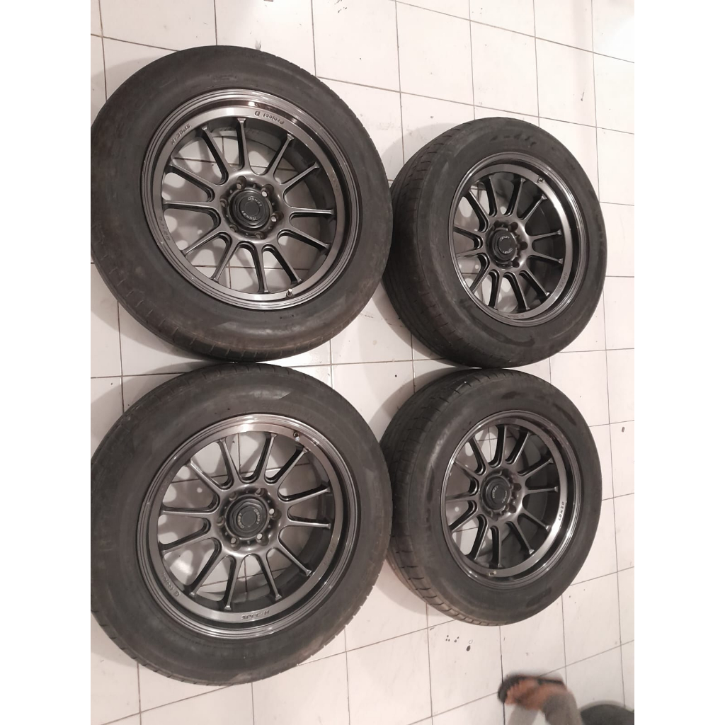 Velg Mobil Bekas Ring 20 LENSO R20X9 H6X139,7 ET7 BAN 275 55 R20