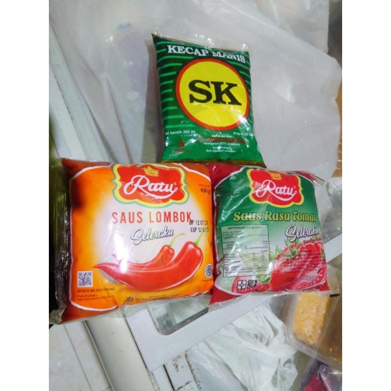 

Saos Tomat Sambal Ratu 450gr dan Kecap SK 200ml