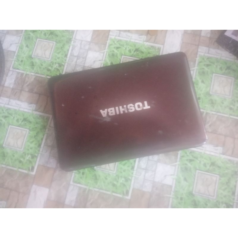 casing laptop toshiba L745