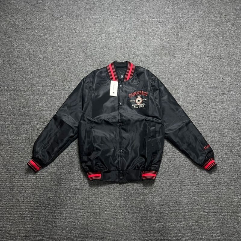 JAKET BOMBER VARSITY BLACK BORDER FULL TAG LABEL