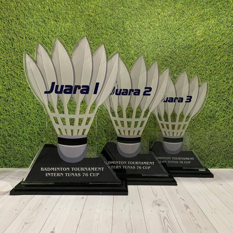 PIALA BADMINTON BULUTANGKIS akrilik 1pcs PIALA BADMINTON AKRILIK CUSTOM