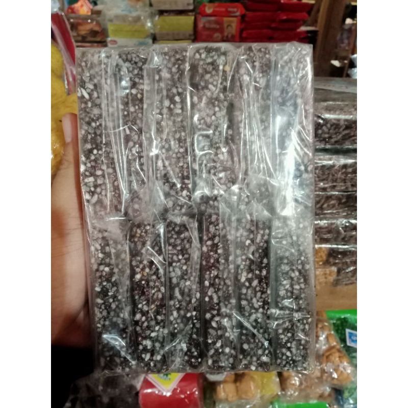 

Kipang Harum Manis 1 Pack 12Pcs