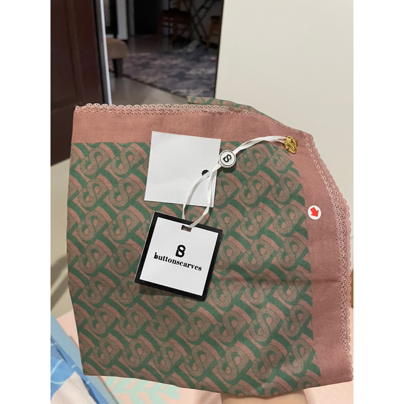 BARU - Buttonscarves Bimu Voile hijab (WAREHOUSE SALE)