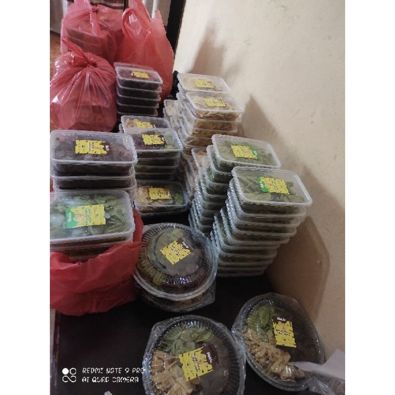 

reseller keripik pisang coklat lumer