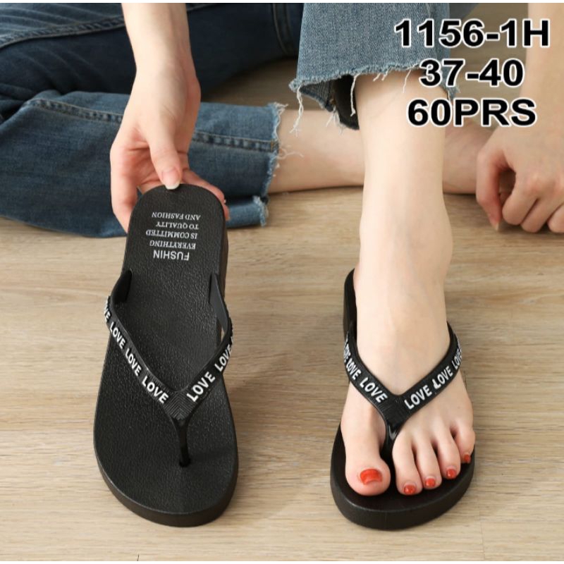 Sandal Jepit Wedges Hitam Polos Motif Love Love Balance 1156-1H