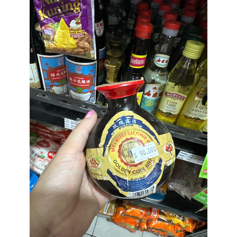 

arak gentong // mei kuei chien 280ml//golden coin