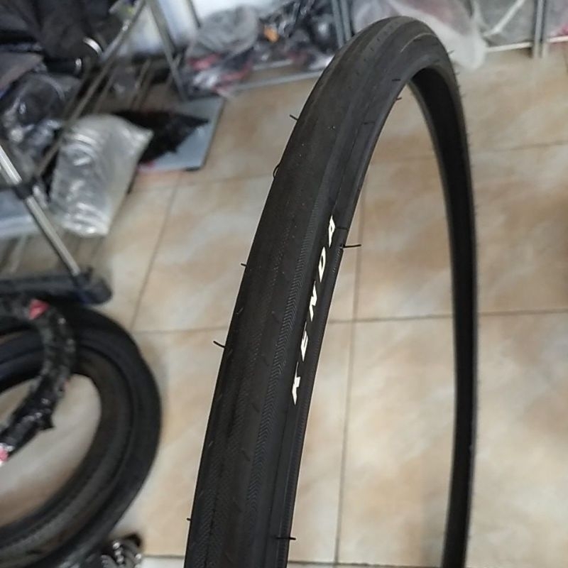 Ban luar kenda 700x23c