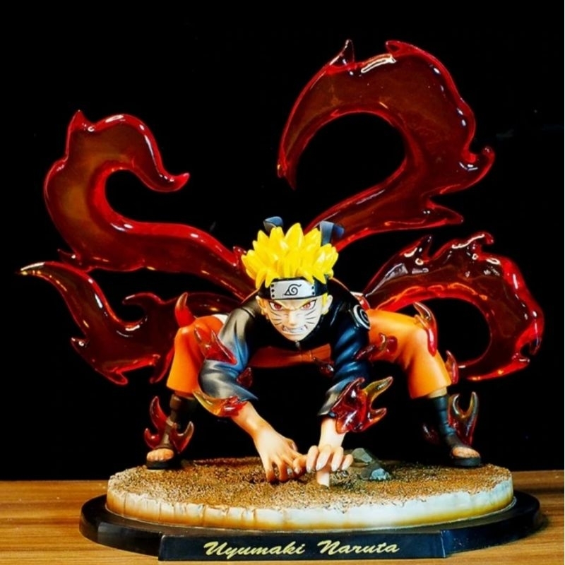 Action figure naruto kyubi four tails statue