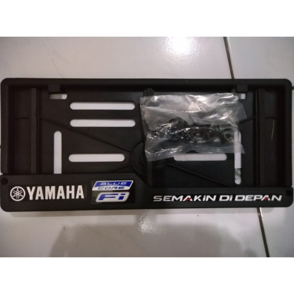 Tempat Plat Nomor (Cover Plat Nomor) original sepeda motor Yamaha