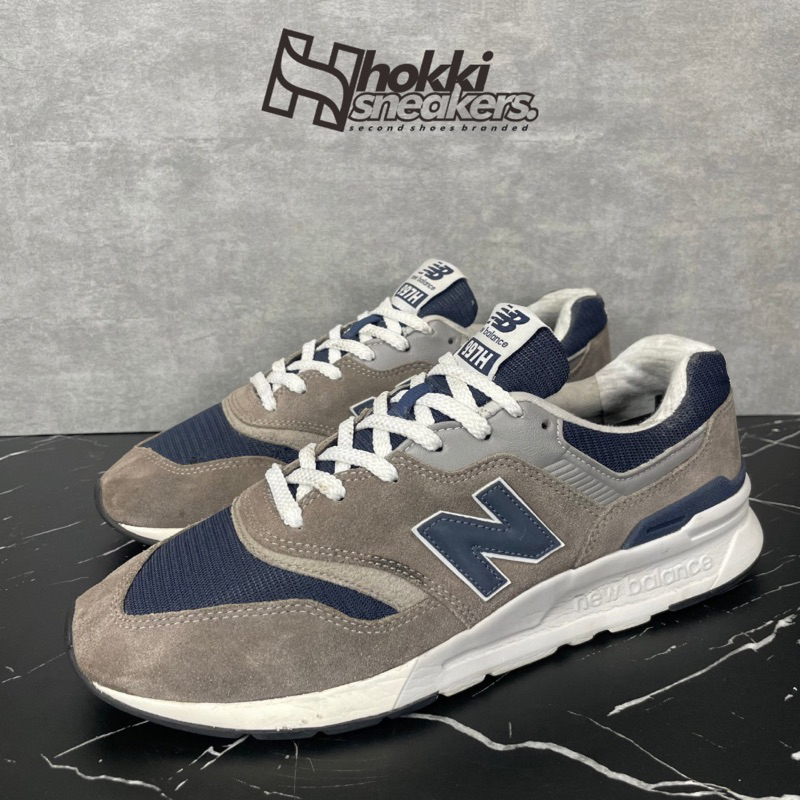 SEPATU SECOND NEW BALANCE 997H