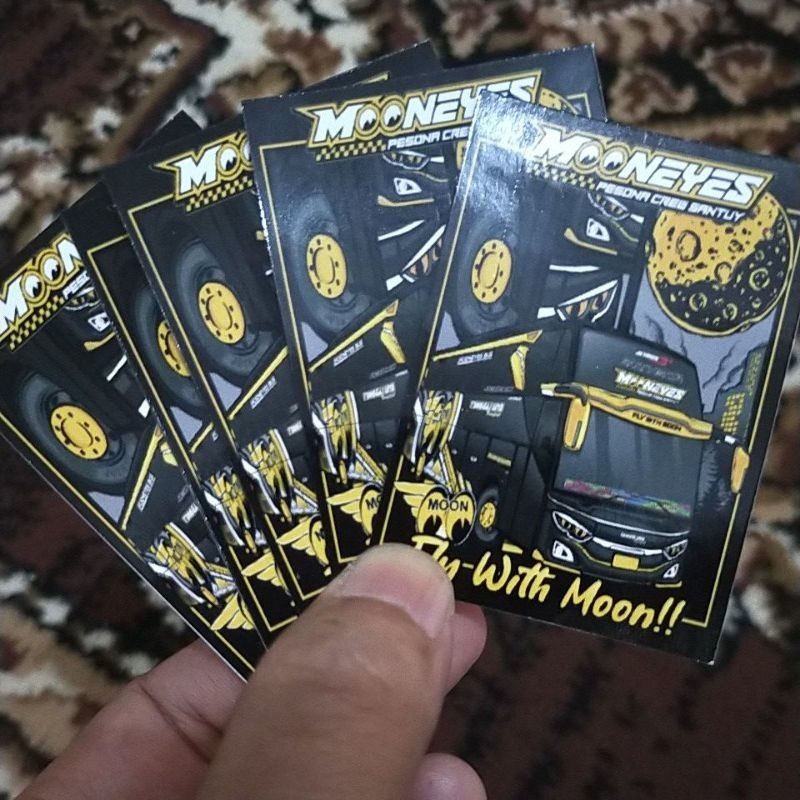 5 stiker bus mania mooneyes