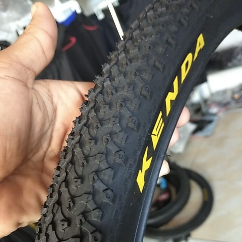 Ban Luar kenda 27,5x1.95