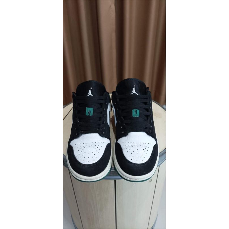 Nike Air Jordan 1 Low "Mystic Green"