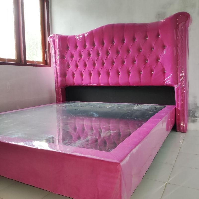 Divan Sandaran Tinggi Mewah