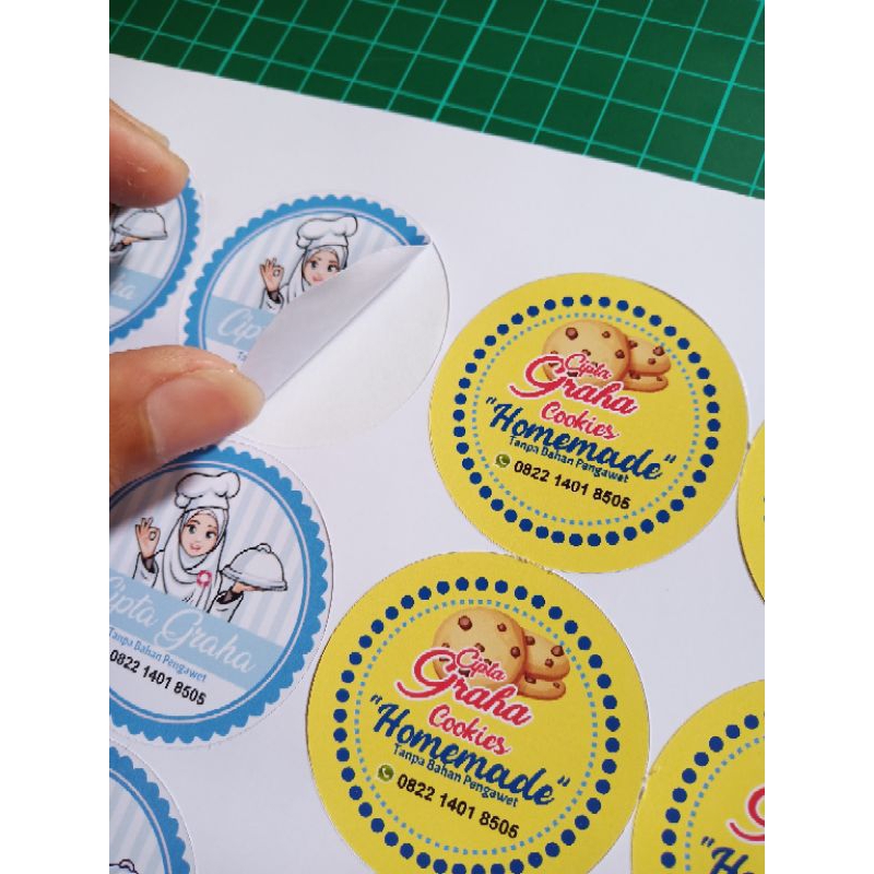 Stiker label makanan custom satuan