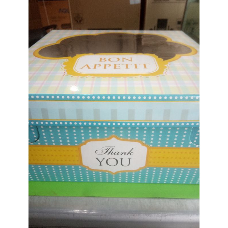 

Kotak Cake Ukuran 25 x 25 cm 5pcs