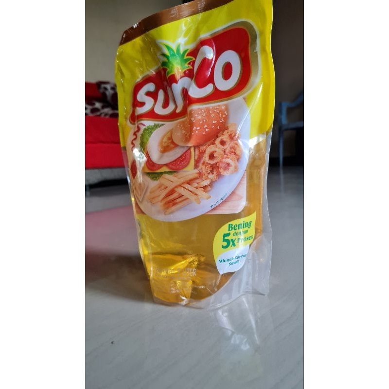 

Minyak Goreng Sunco kemasan refil 2liter