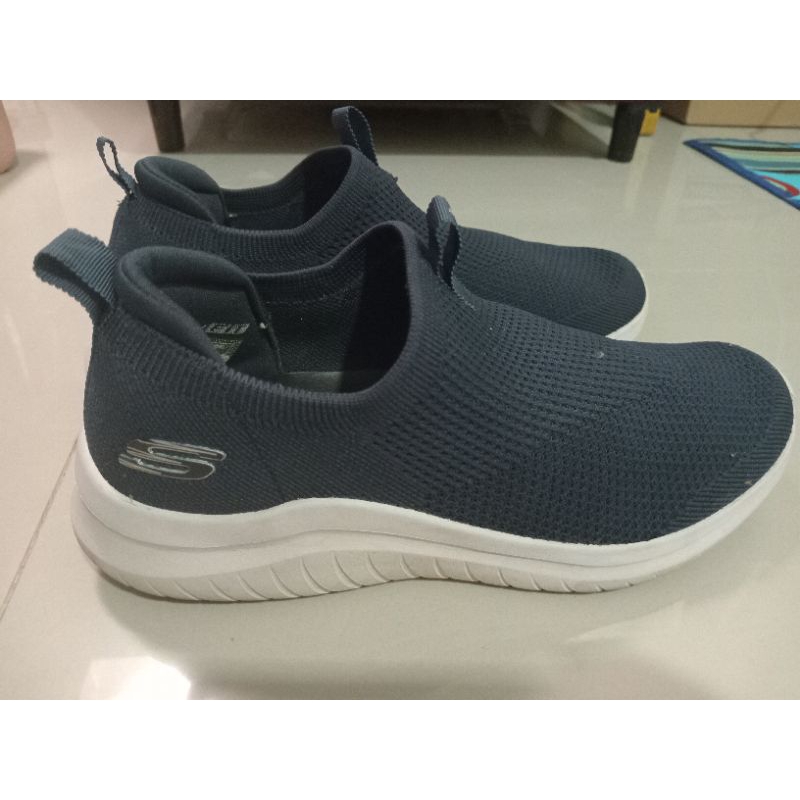 Skechers preloved