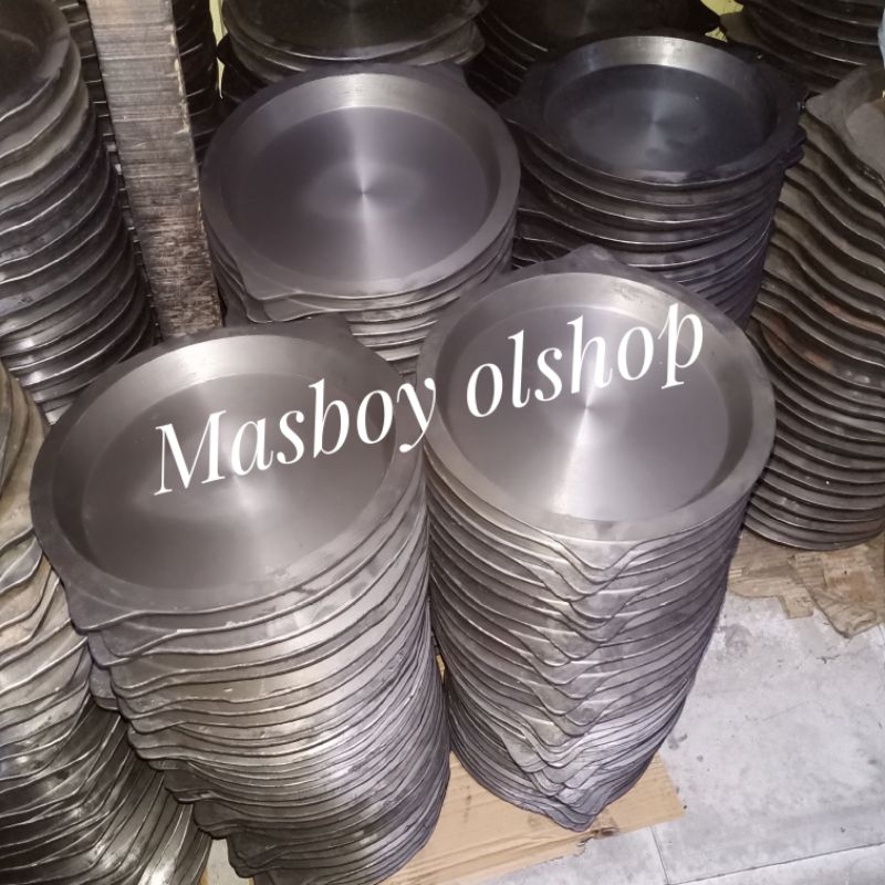 cetakan loyang martabak manis bangka terang bulan 30 cm,besi cor