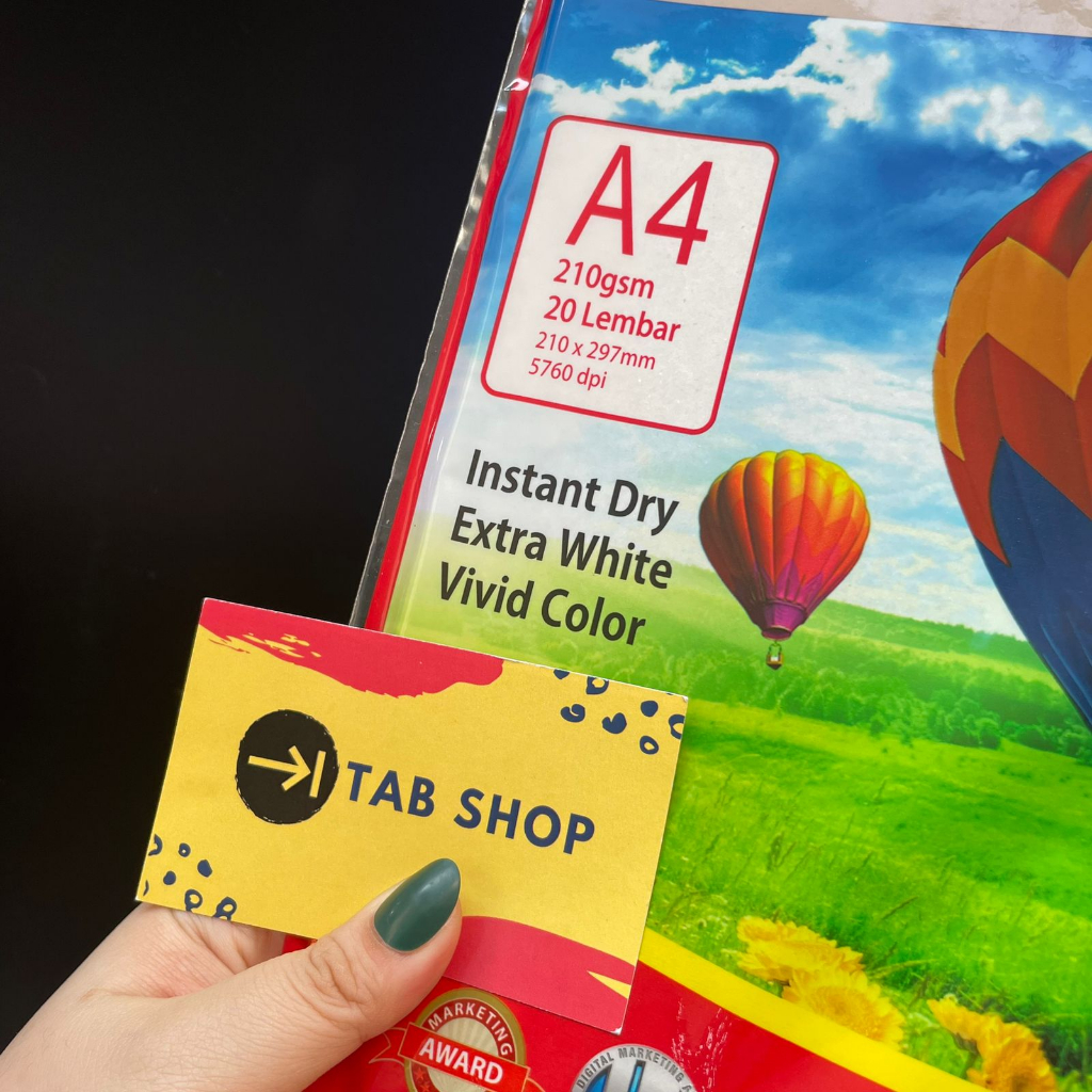 

HJK TAB SHOP - EPRINT GLOSSY PHOTO PAPER WITH BACK PRINT 210 GSM 20 LEMBAR A4 - E-PRINT KERTAS FOTO