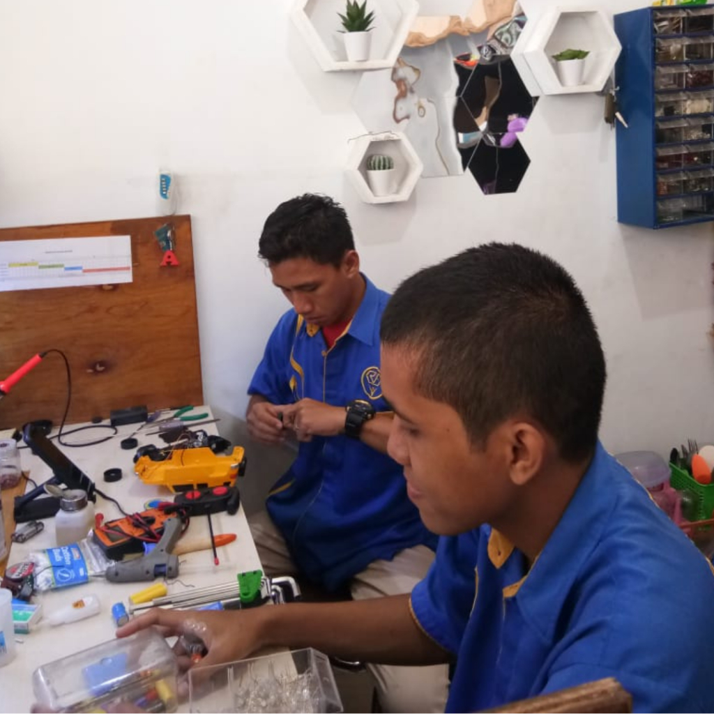 Jasa Servis Mainan Anak -  Mainan Mobil Aki - Mainan Remote Control