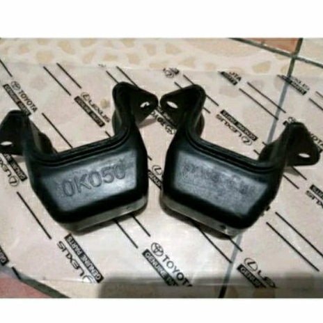 ori karet stoper karet bantalan per belakang mobil fortuner original ok50