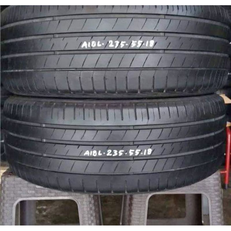 ban mobil ring 18 ban mobil merk Dunlop ukuran 235/55,18