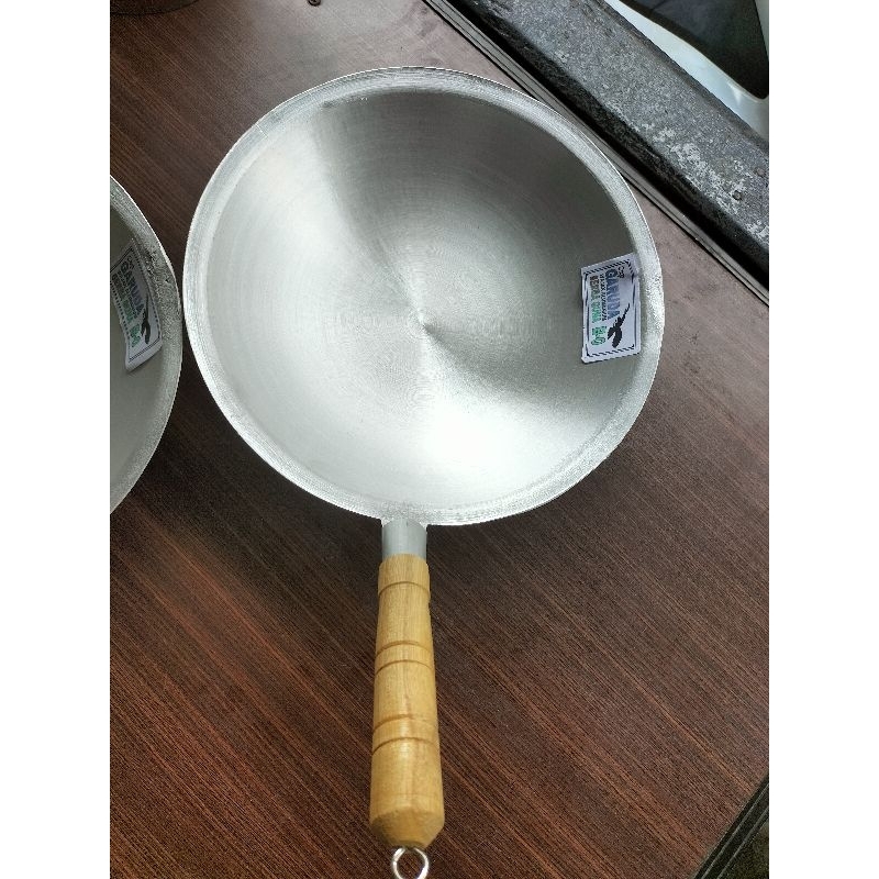 WAJAN GAGANG KAYU 25CM DAN 30CM