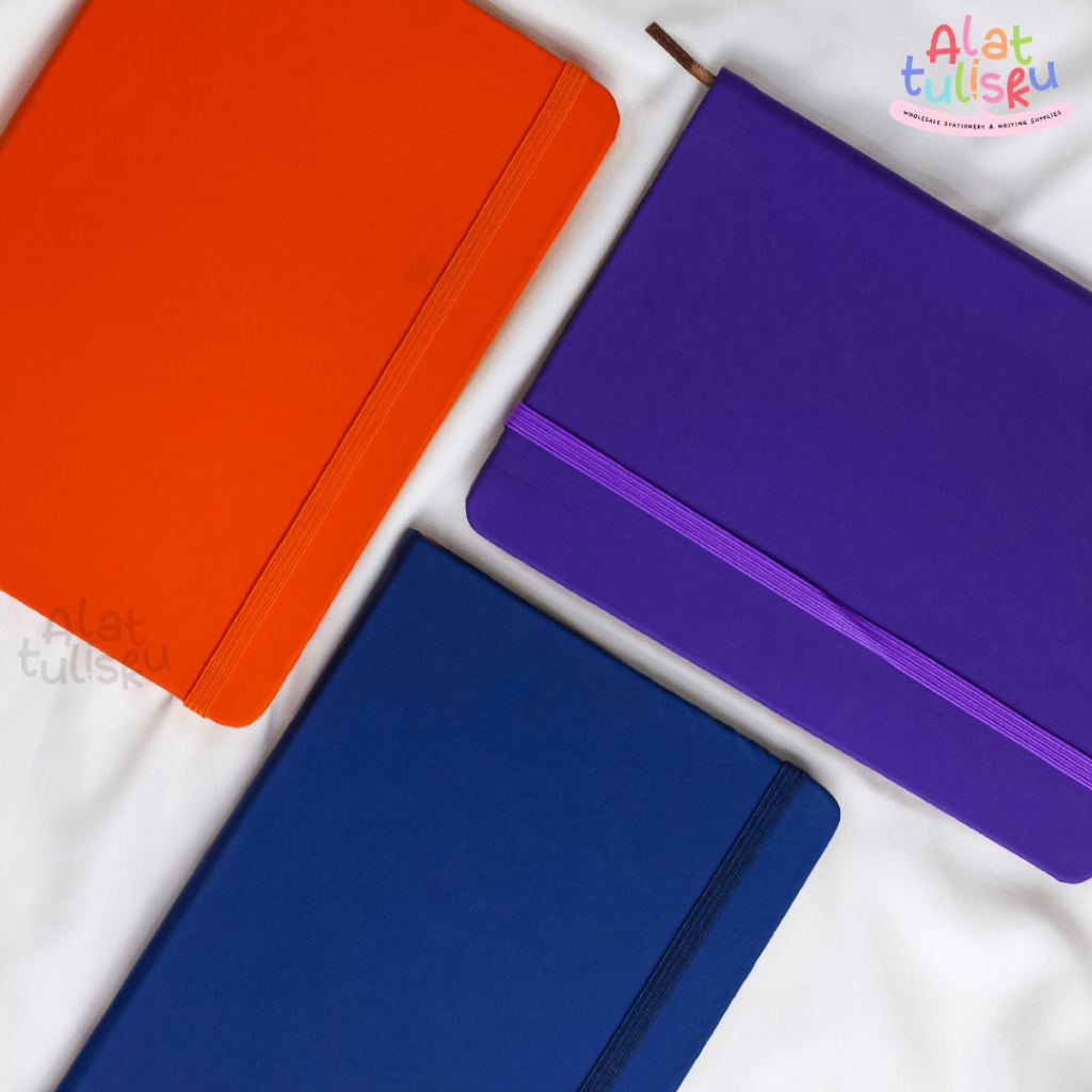 

Notebook Polos Ukuran A5