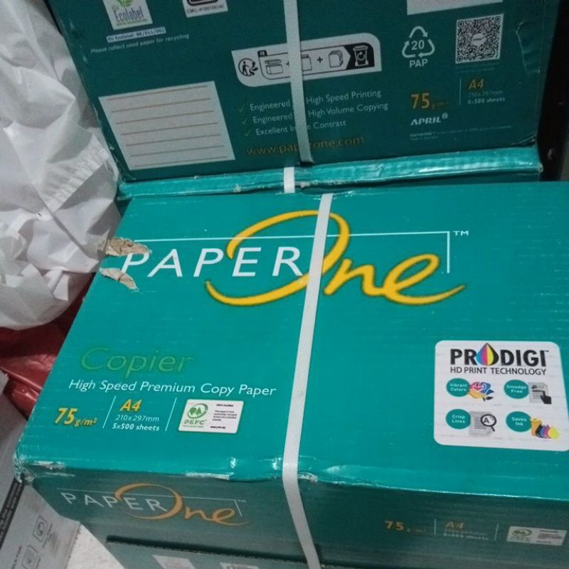 

kertas hvs paperone A4 75 gram 1dus isi 5 rim