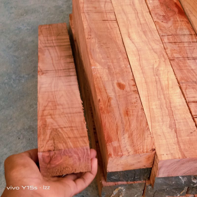 Bahan kerajinan kayu nagasari balok ± 60 x 7 x 4 cm
