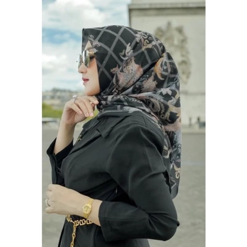 BUTTONSCARVES X DIAN PELANGI (NOIR) PRE❤️ SMALL 90x90