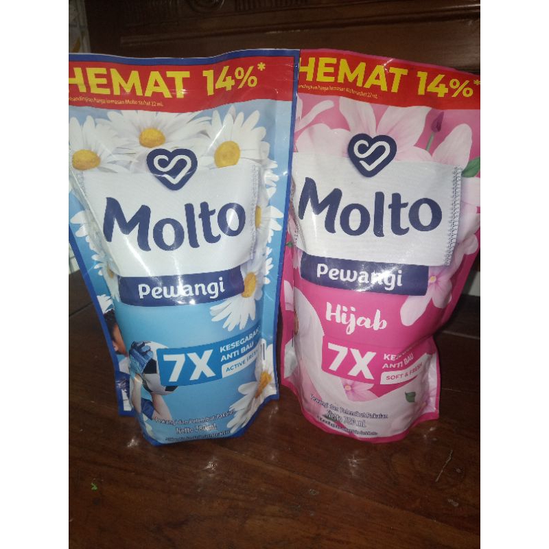 Molto pewangi pakaian