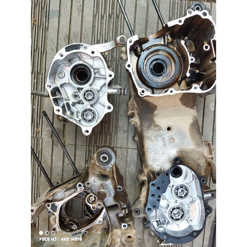 krengkes kiri vario 125 crankcase kanan vario 125 new kalter vario 150