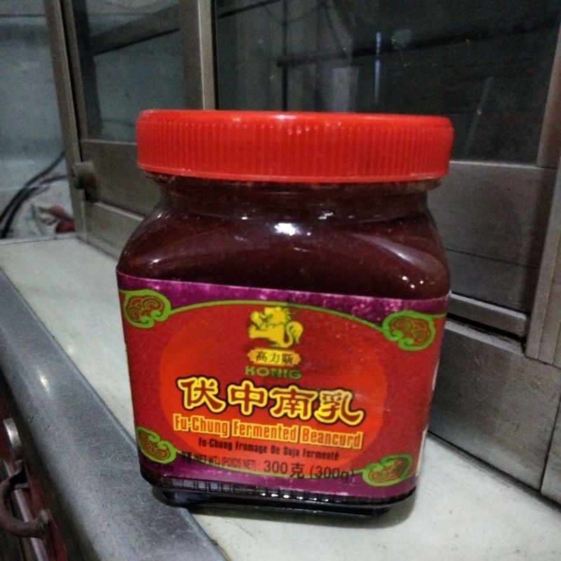 

Tahu Merah Fermentasi Dalam Botol