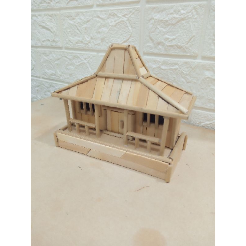 miniatur rumah joglo medium