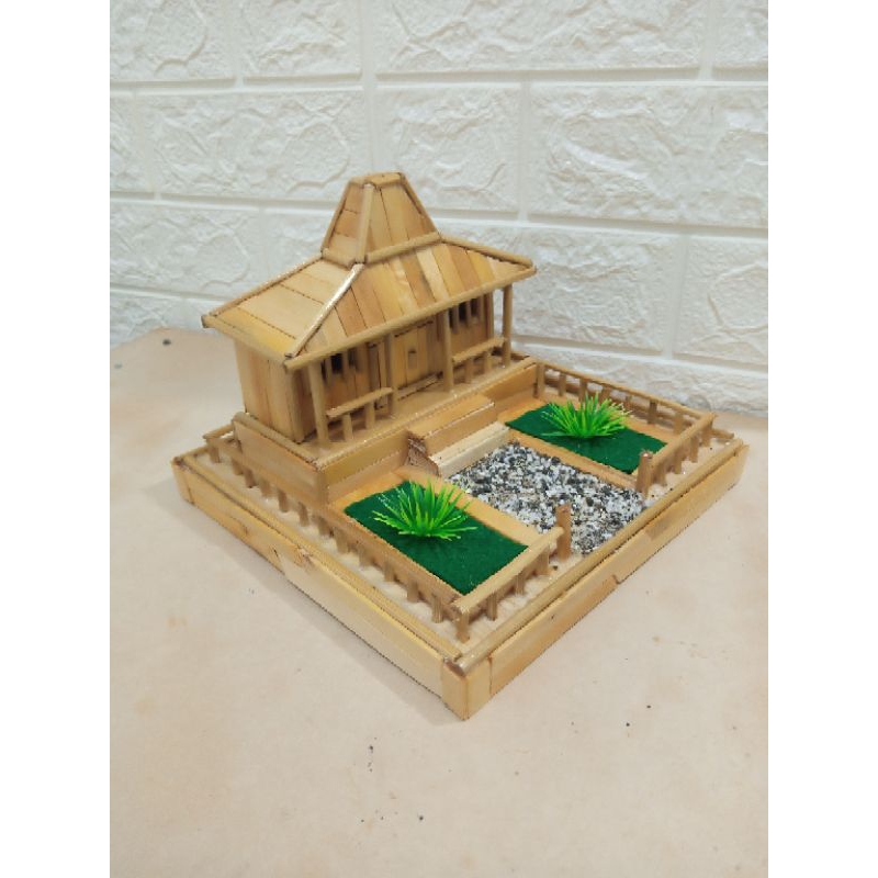 miniatur rumah joglo halaman tipe 2