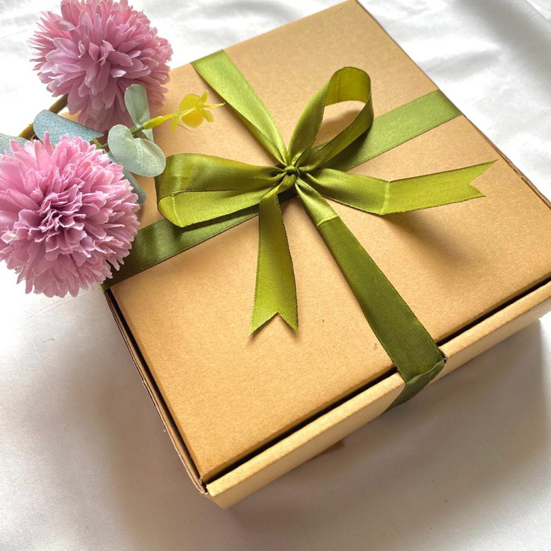 

HAMPERS SNACK HIJAU MURAH/ GIFT GRADUATION/ KADO ULANG TAHUN