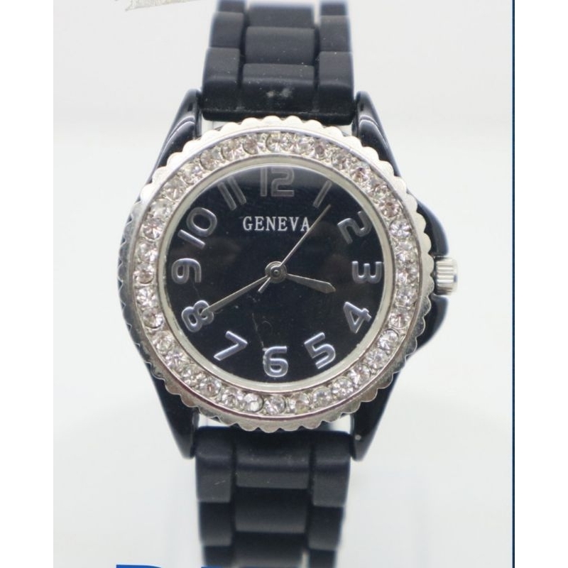 preloved jam brand Geneva,diamond black chain