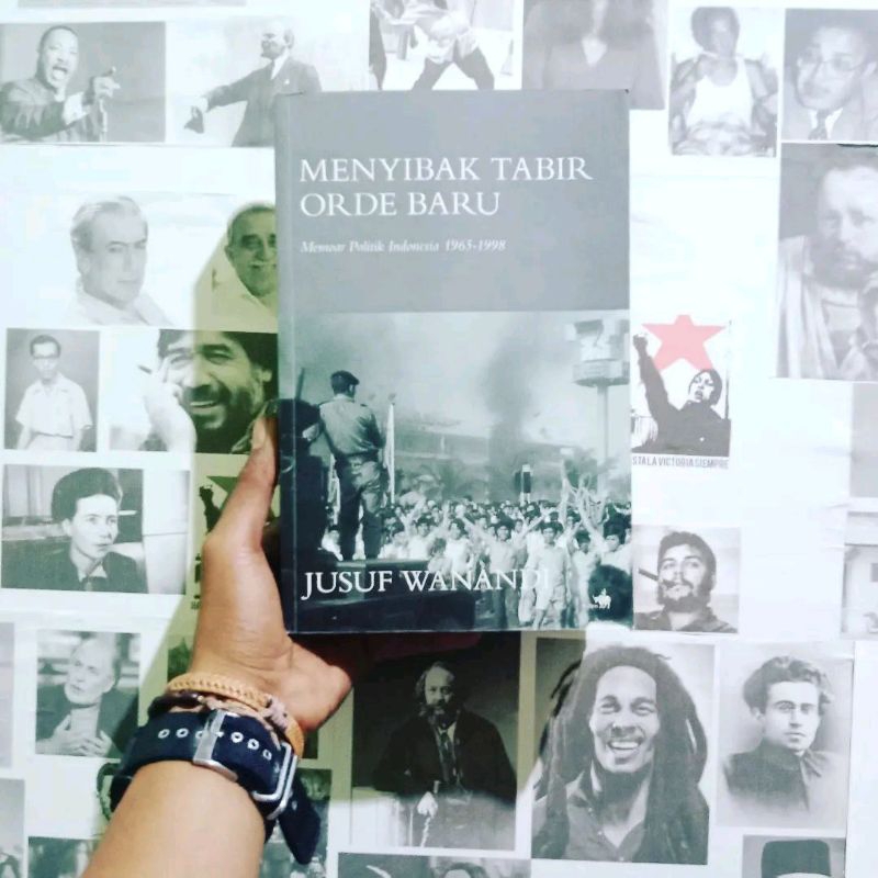 Jusuf Wanandi Asia Tenggara dalam Tahun 1980-an Masalah Keamanan Asia / Perkembangan Ekonomi Asia / 